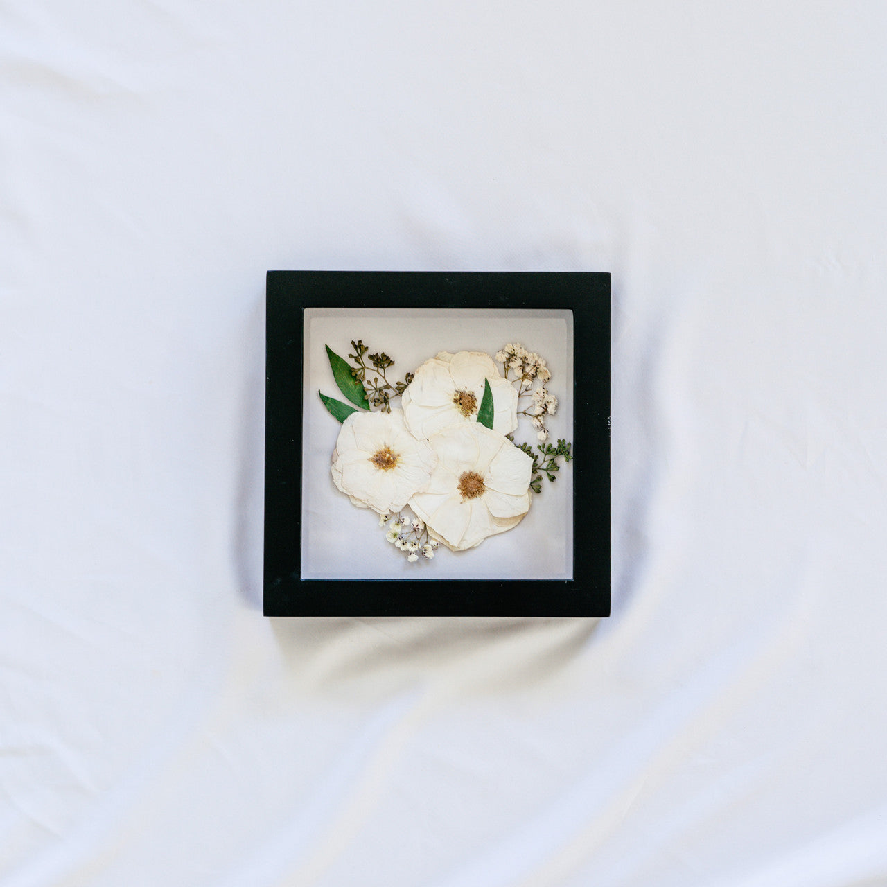 *BESTSELLER* Pressed Frame - Boutonniere Design (You Ship Your Flowers)