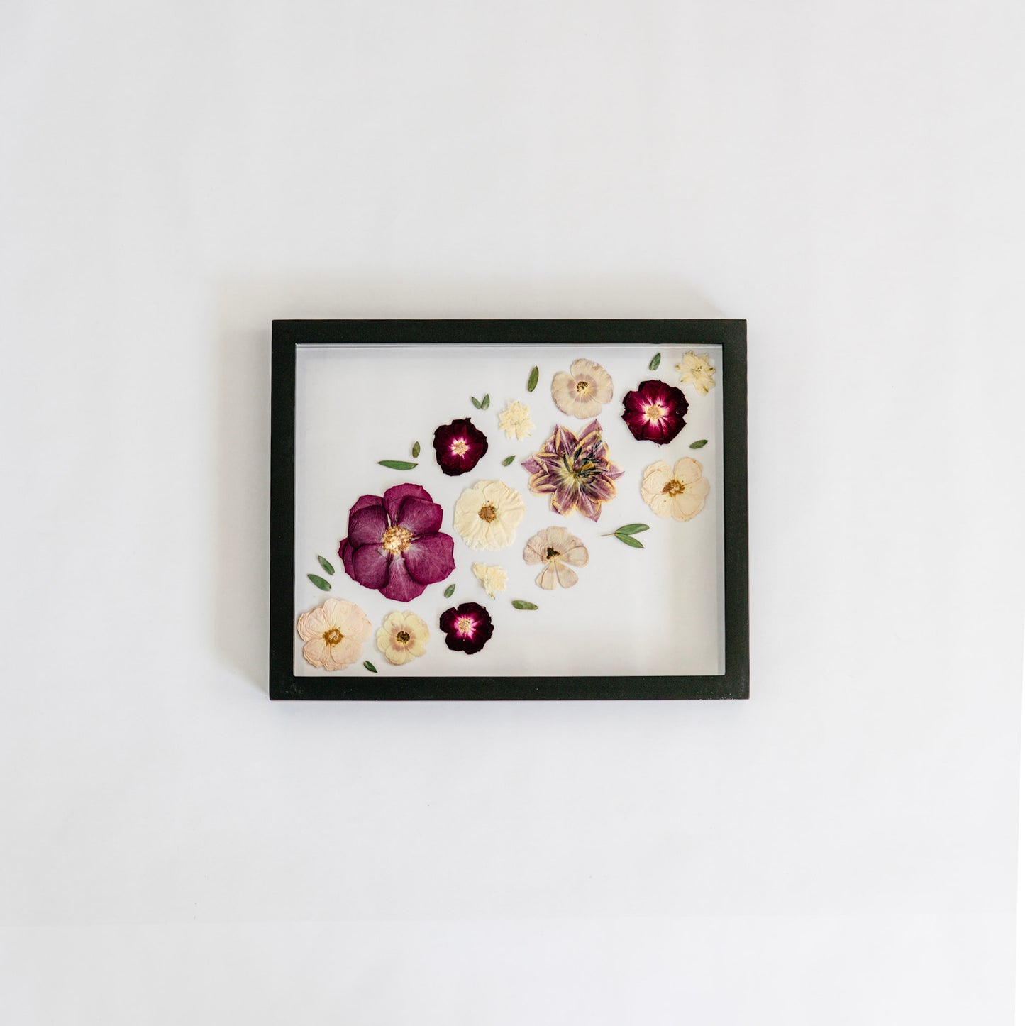 Pressed Frame - Recreation Diagonal Design (We Repurchase Your Wedding Bouquet)