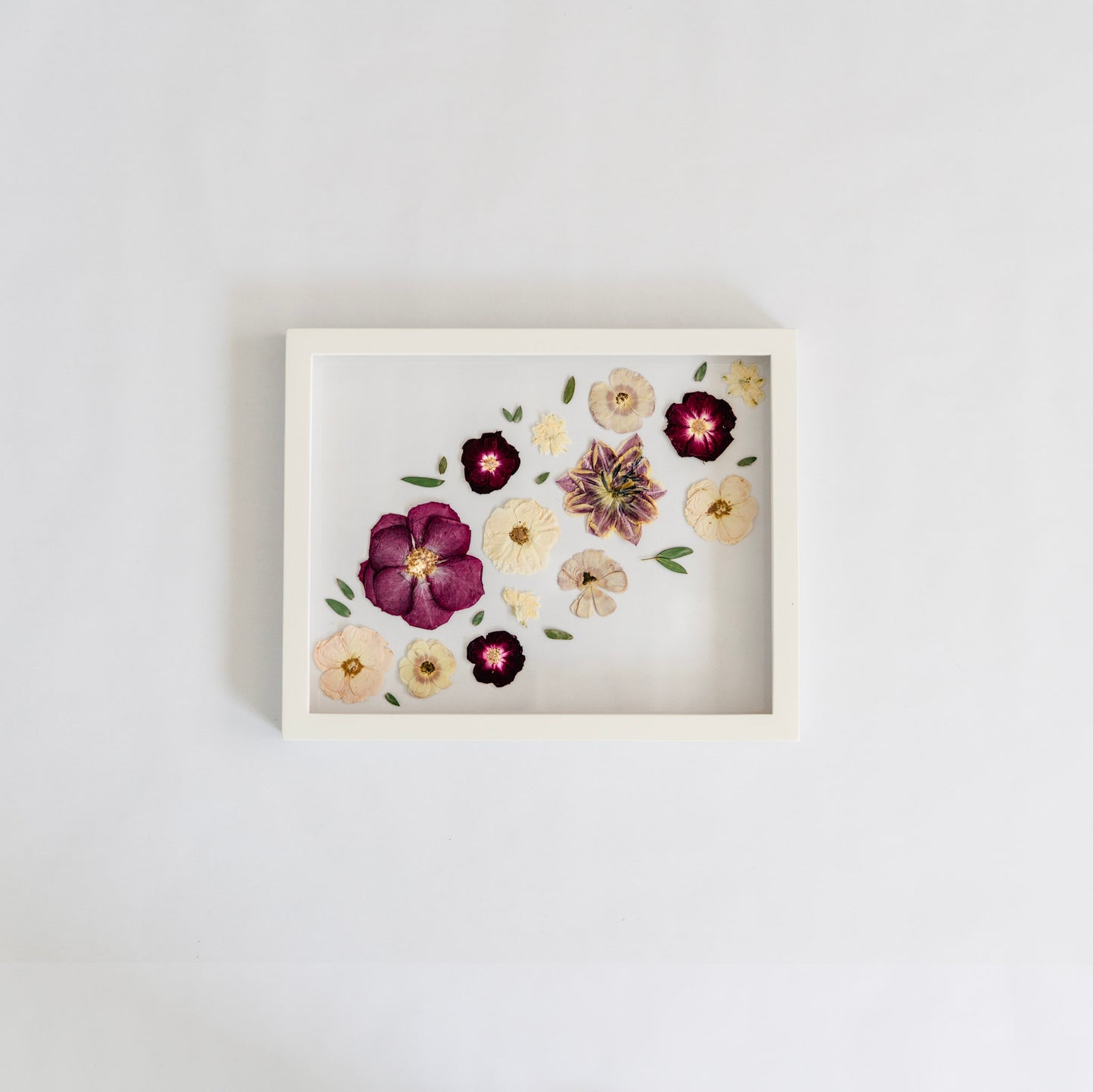 Pressed Frame - Recreation Diagonal Design (We Repurchase Your Wedding Bouquet)