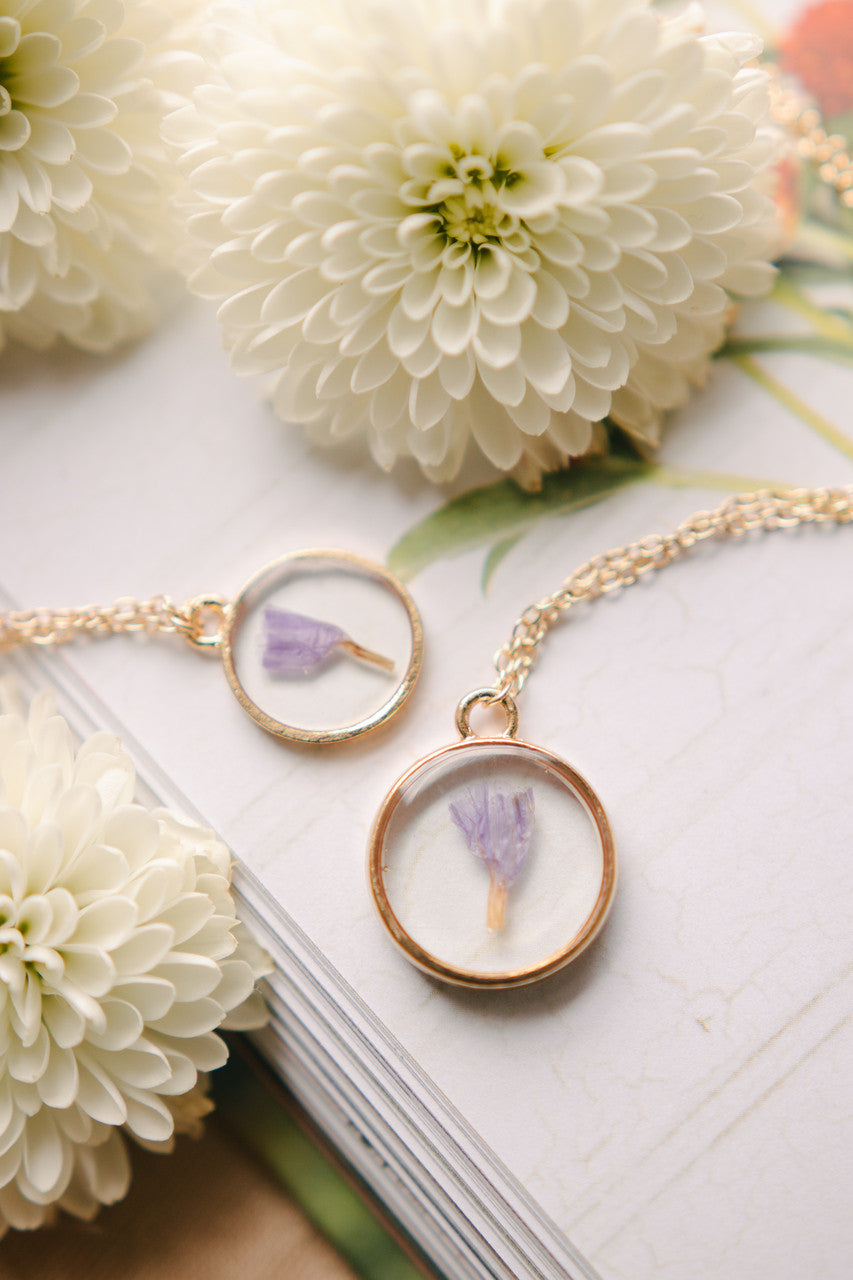 Statice Pendant Necklace