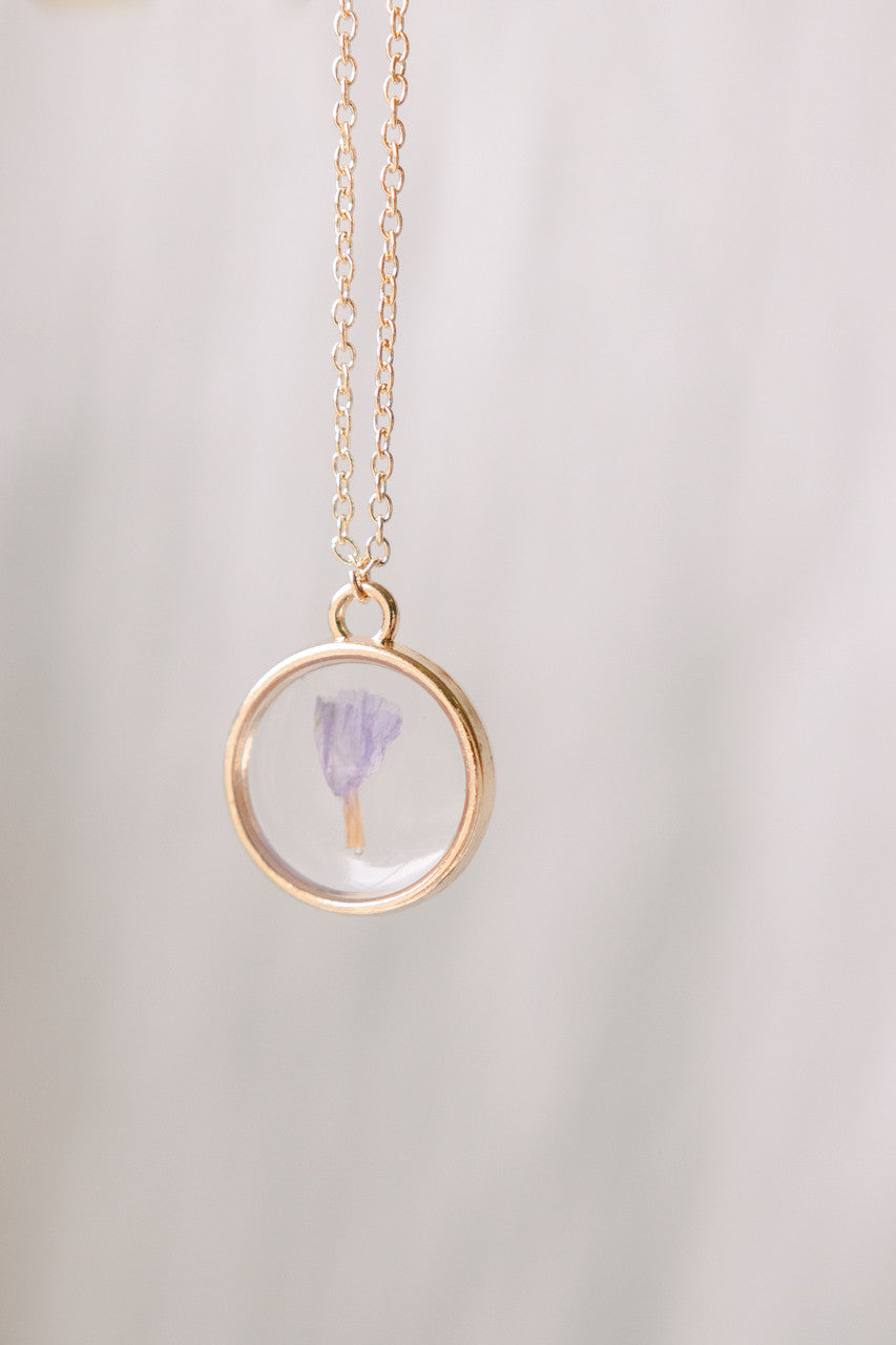 Statice Pendant Necklace